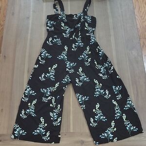 LOFT Womens Black White Floral Sleeveless Jumpsuit Size Small Petite.